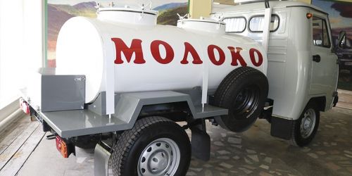 Брендирование транспорта молоко ферм