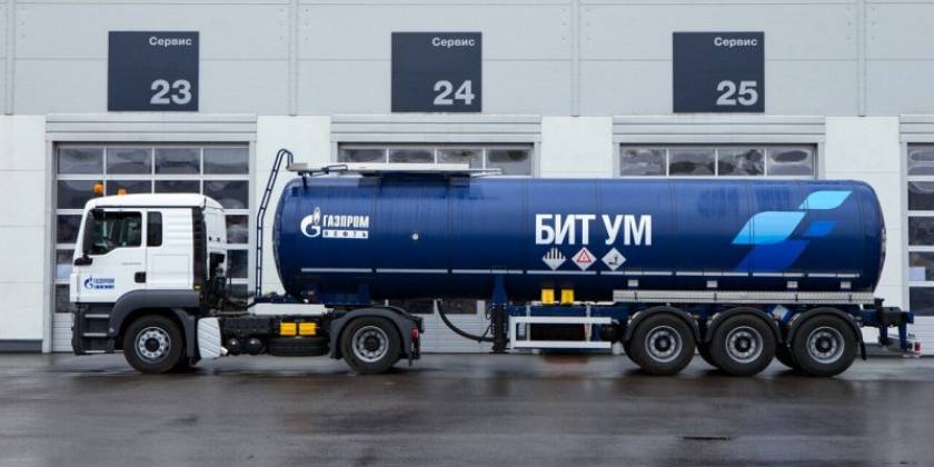 Брендирование и оклейка цистерн в синий цвет