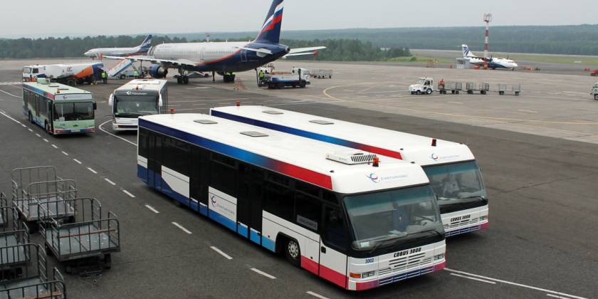 Брендирование транспорта аэропортов для пассажиров