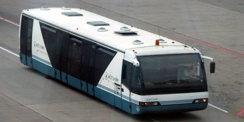 Брендирование транспорта аэропортов