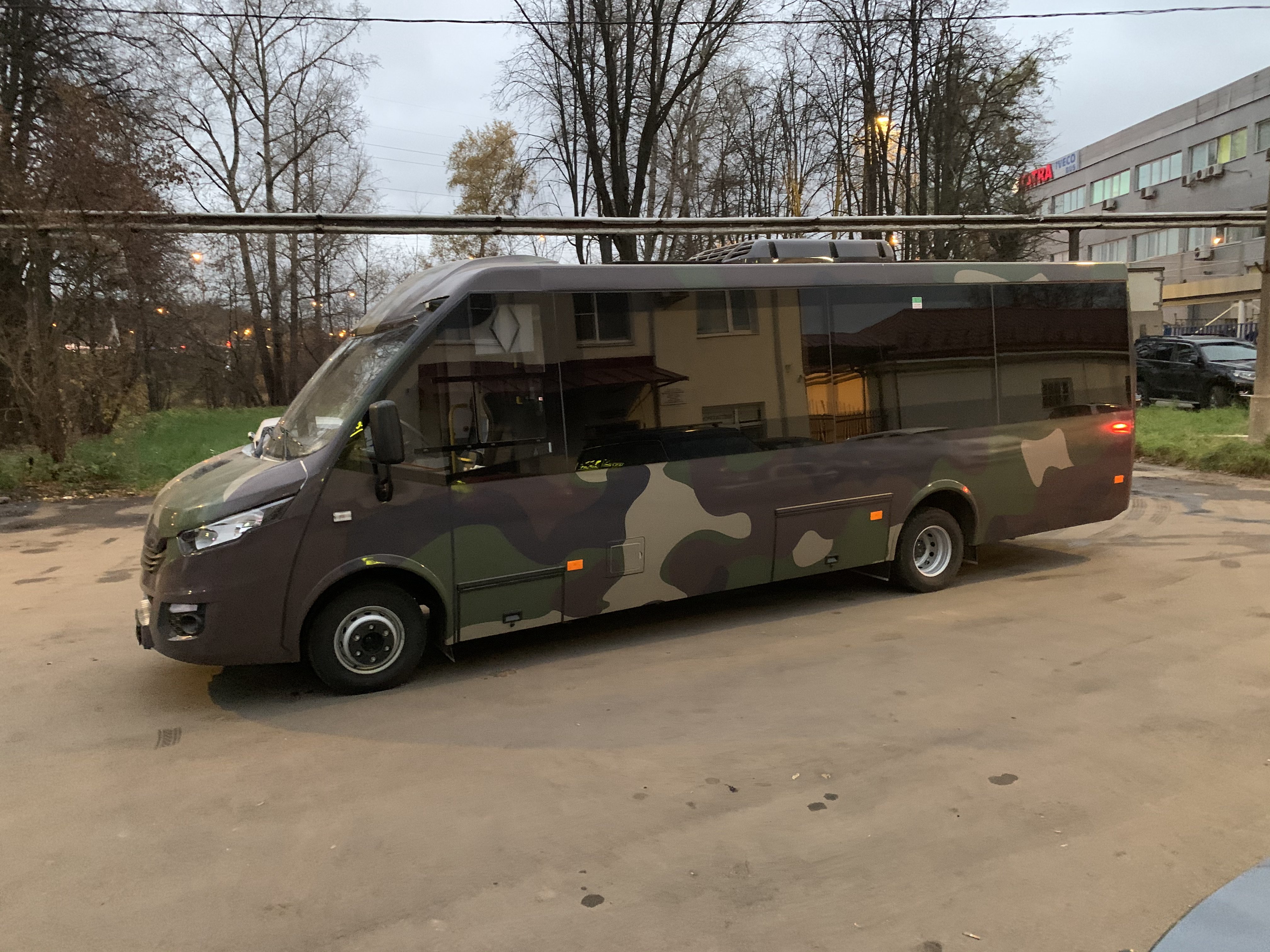 Автобус Неман камуфляж