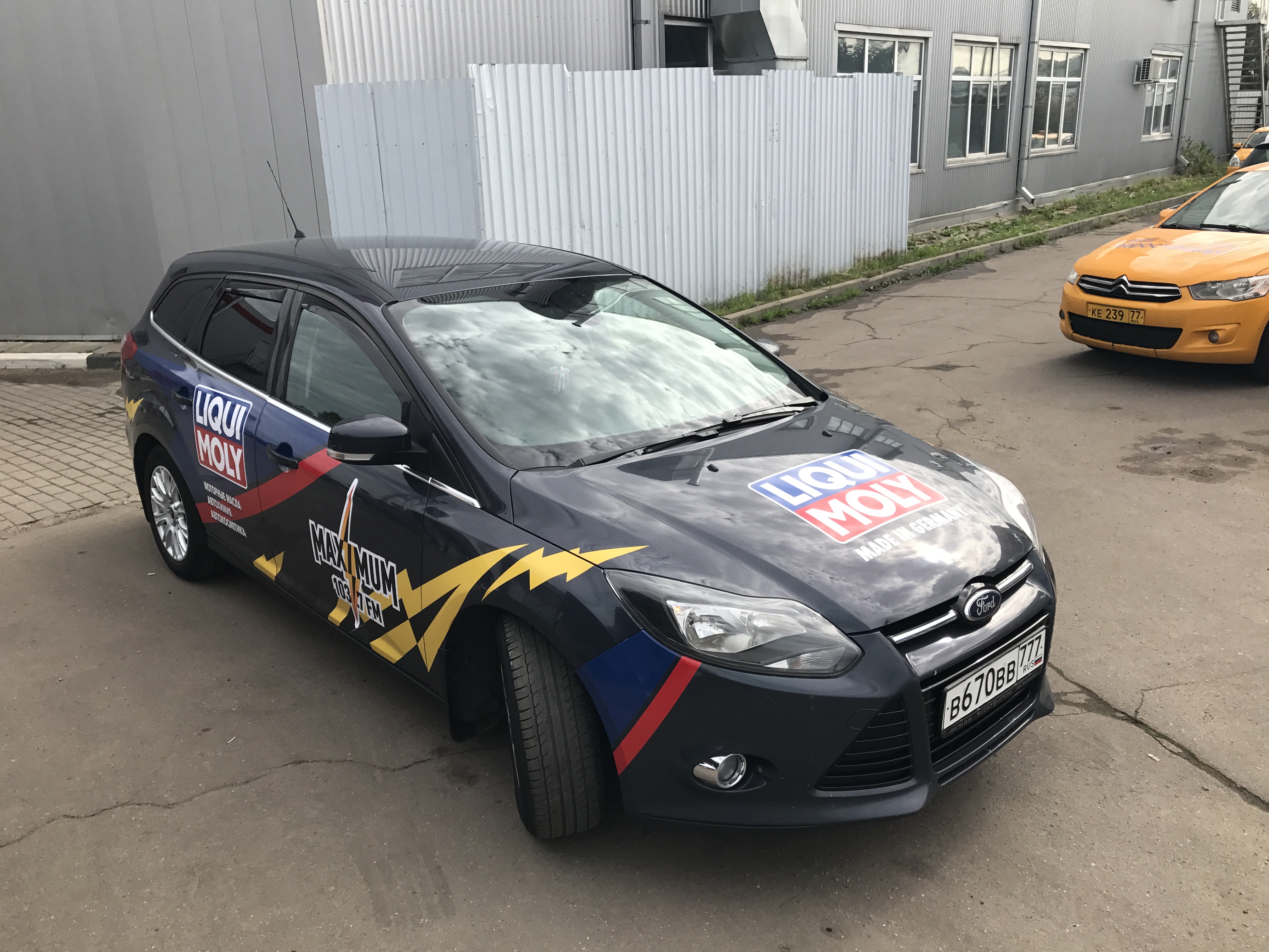 Брендированный Ford Focus — Радио Maximum и LIQUI MOLY — оформление борта