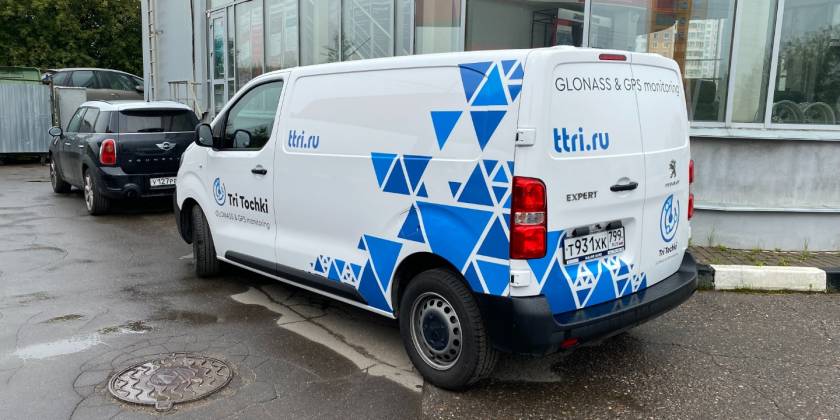 Брендированный Peugeot Expert — Три Точки