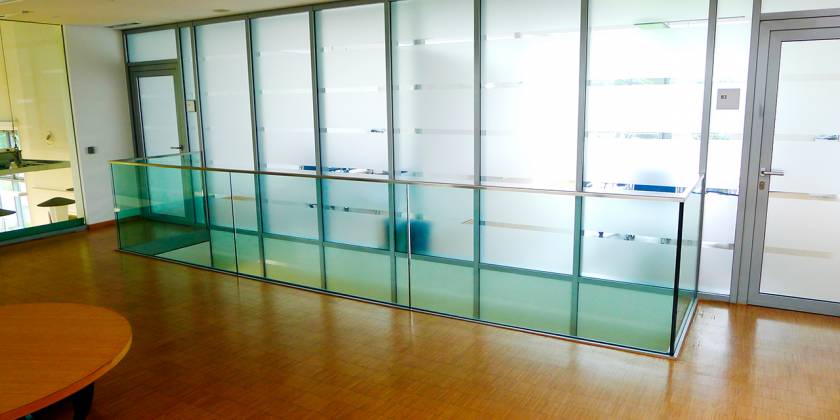 Печатаем на матовой пленке для офисов