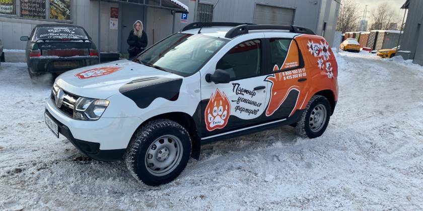 Renault Duster агрокомпании Тиан Трейд после оклейки