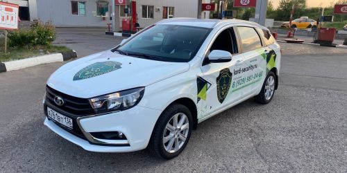 Брендированный автомобиль охранной компании: ЧОП Лорд — Lada Vesta