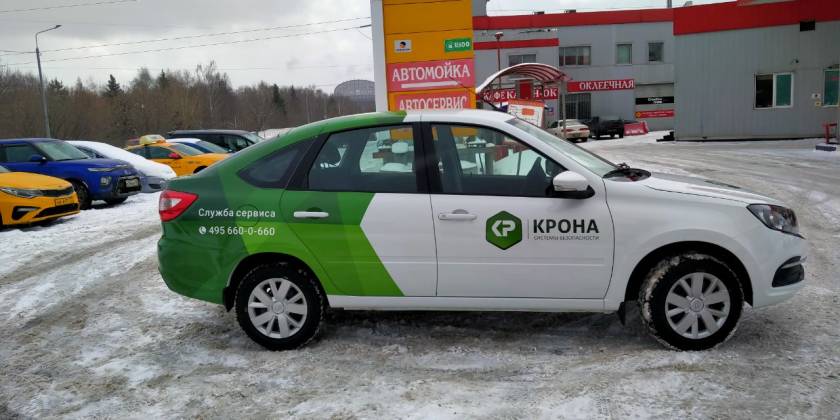 Какие наклейки на автомобиле разрешены, а какие запрещены?