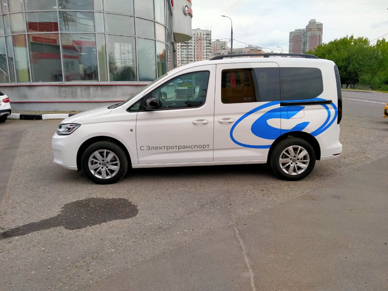 Контроль качества оклейки — проверка кромок и стыков плёнки