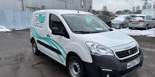 Брендированный автомобиль доставки: Гвидон — Peugeot Partner