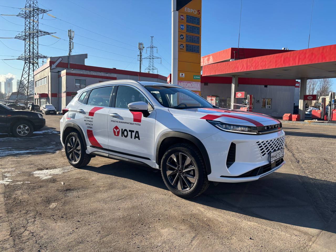 Релевантный кейс брендирования Exeed LX