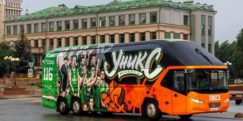 Пример брендирования транспорта от Creative Team Print