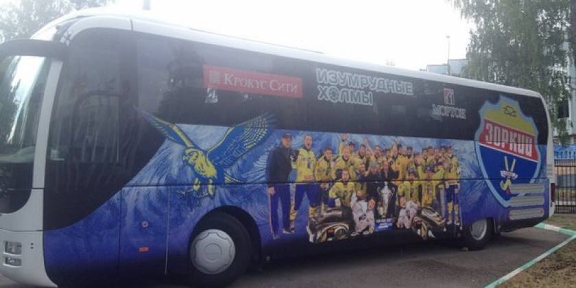 Оклейка автобусов Creative team print