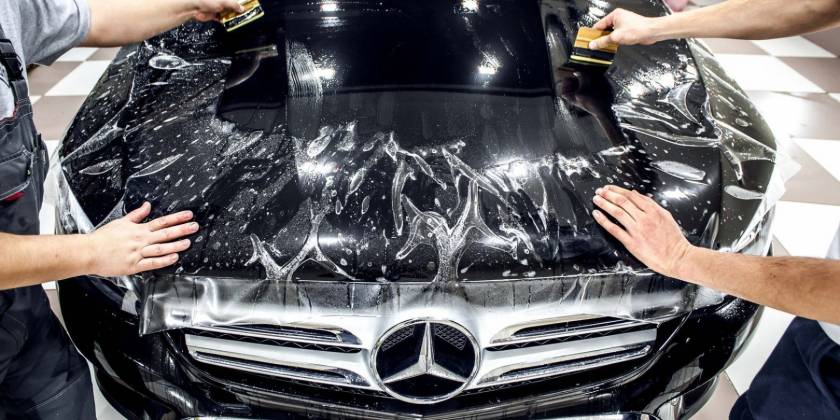 Защитная оклейка капота пленкой