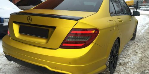 Оклейка Mercedes пленкой TeckWrap золотой матовый хром