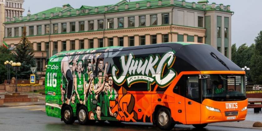Брендирование и оклейка автобуса Уникс