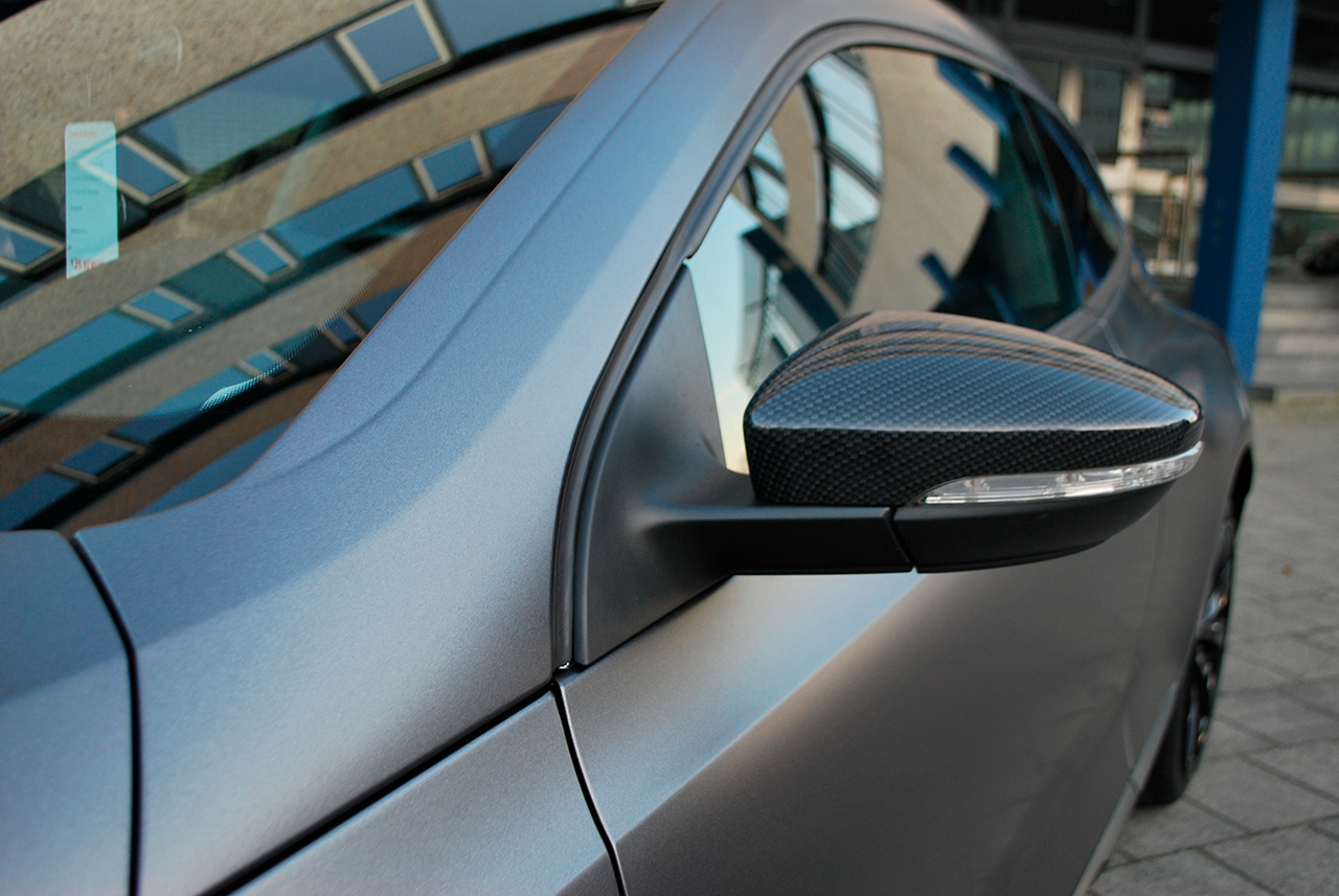 Оклейка матовой пленкой седана