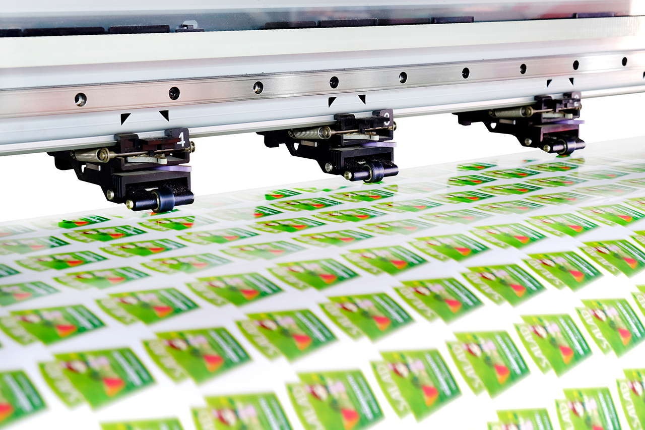 Пример распечатанного фигурного стикера