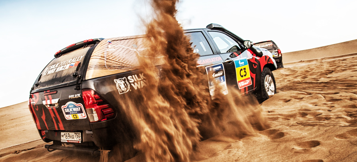 Оклейка автомобилей для Silk Way rally 2016