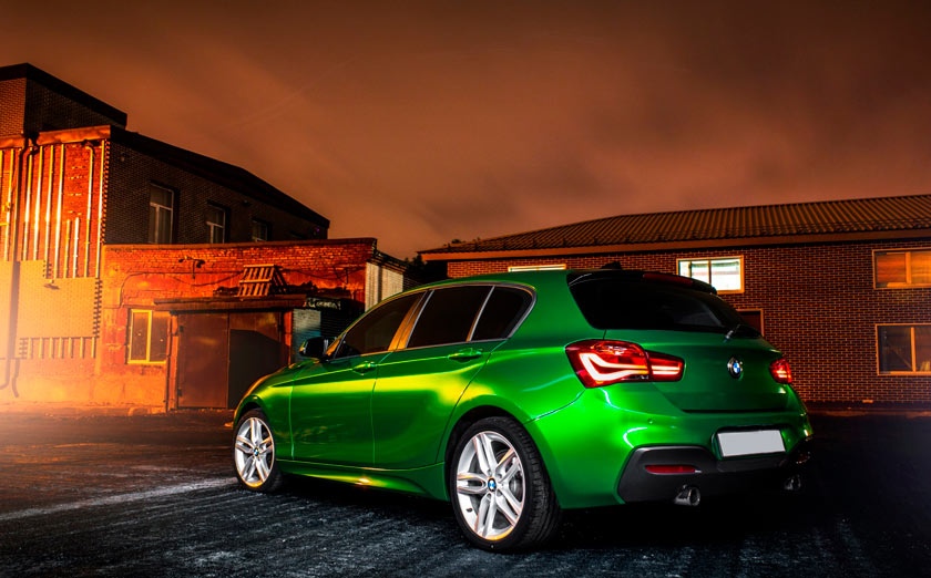 Оклейка BMW пленкой Hexis (цвет Boston Green)