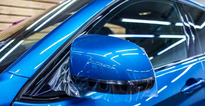 Бронирование боковых зеркал полиуретановой пленкой PremiumShield