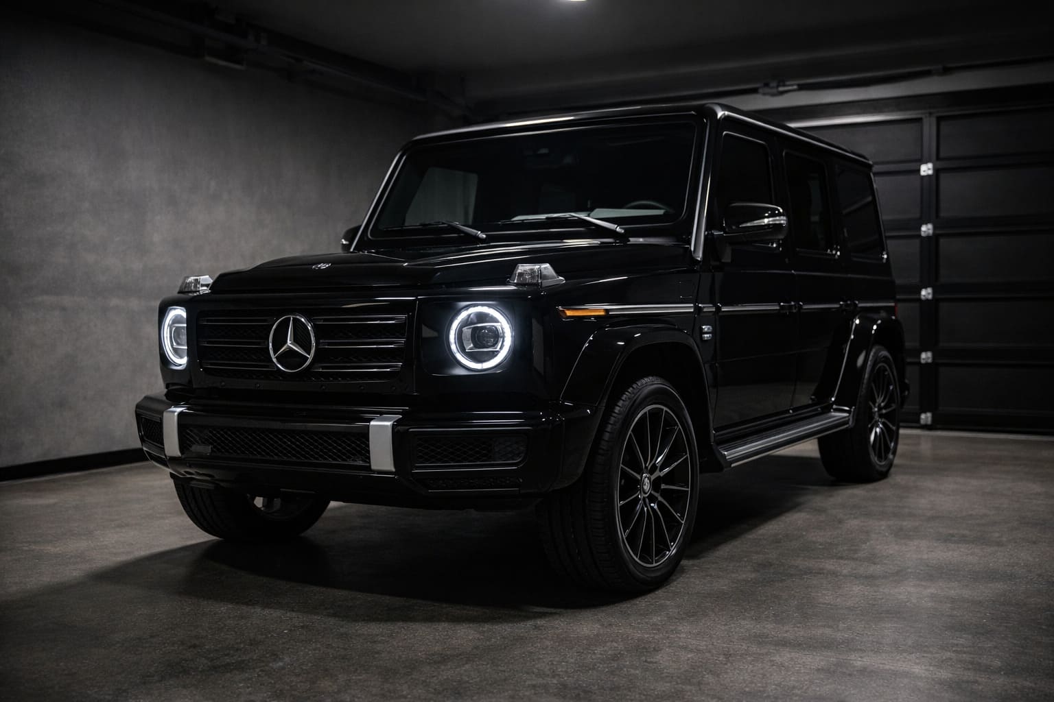 oklejka-mercedes-gclass-poliuretanovoy-plenkoy_2