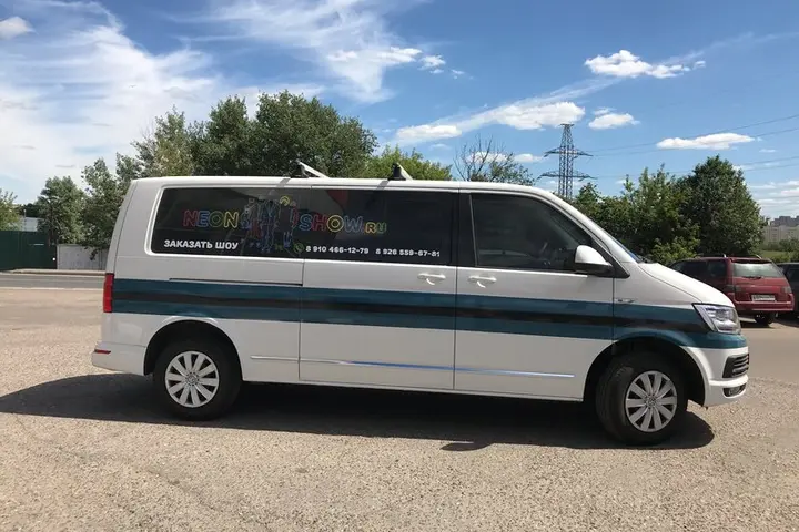 Брендирование микроавтобусов в Москве